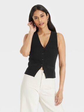 Universal Thread Black V-Neck Button-Front Knit Vest medium